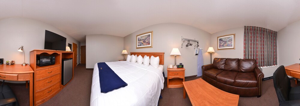 New Victorian Inn & Suites - photo 14