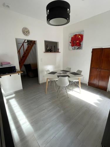 Chez Sonou Nimes Centre in Nimes, France