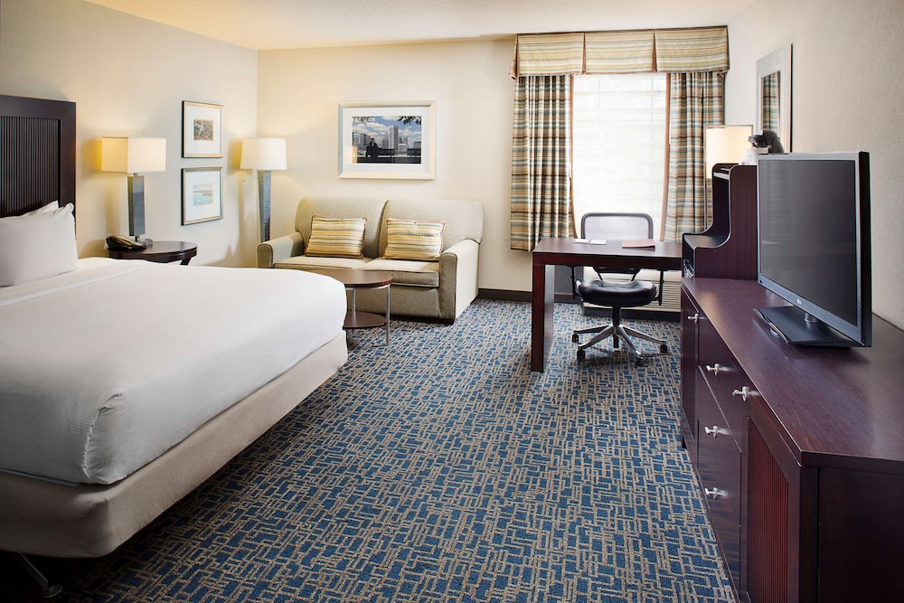 DoubleTree Hotel Baltimore BWI Airport - photo 11