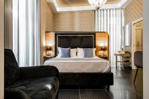 Sole Luxury Bed And Breakfast — 4-Star Luxury Hotel in Naples, Italy