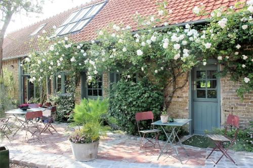 Ecuries de Coqueretaumont — 4-Star Luxury Hotel in Varengeville-Sur-Mer, France