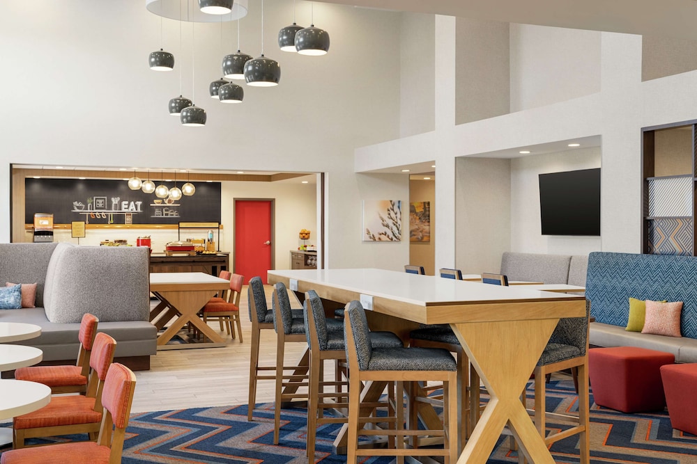 Hampton Inn & Suites Olean - photo 60