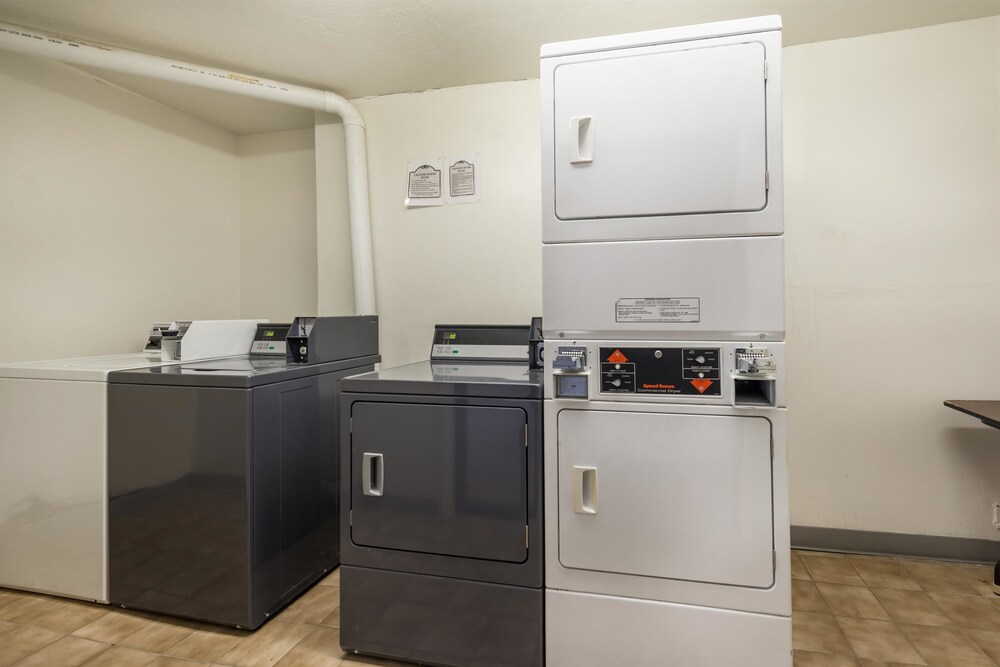 Motel 6 Troy OH - photo 26
