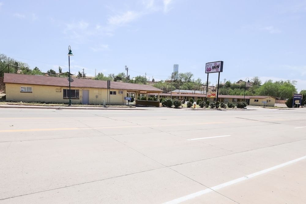 Route 66 Inn - photo 21
