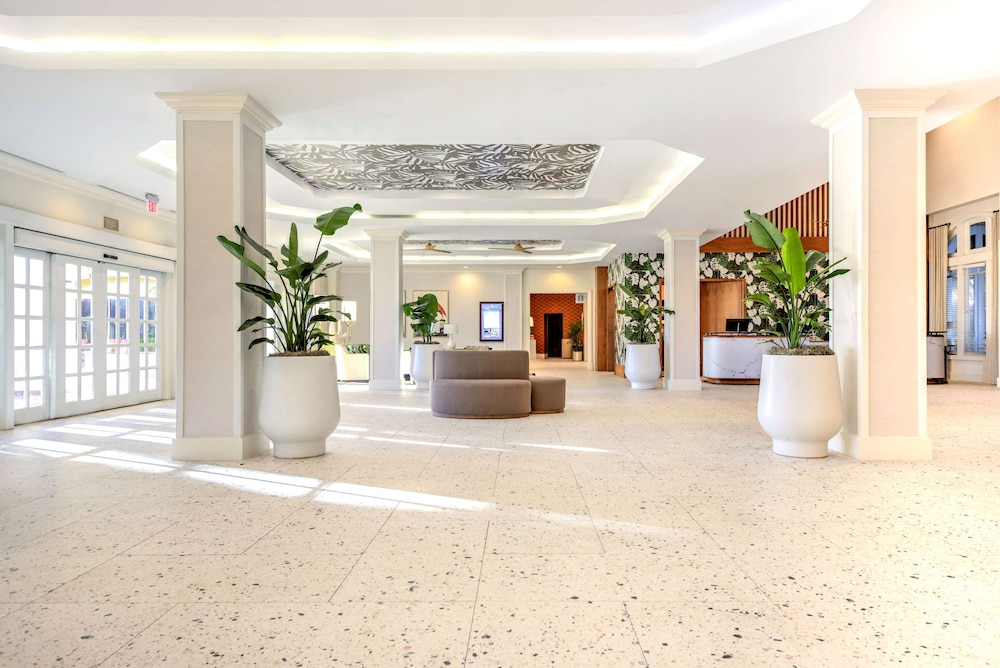 Embassy Suites by Hilton Deerfield Beach Resort & Spa - photo 11