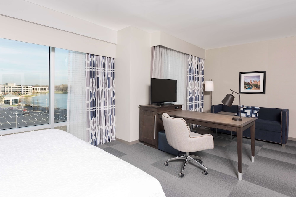 Hampton Inn & Suites Indianapolis Keystone - photo 6