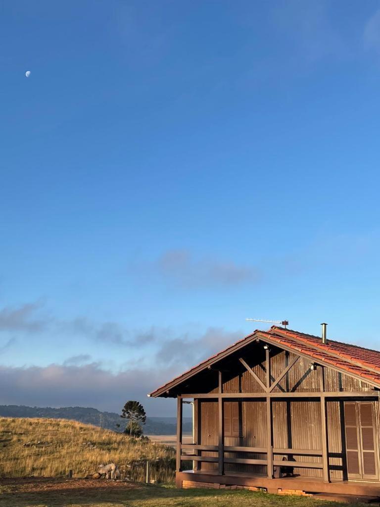 Mountain House — 4-Star Luxury Hotel in None, Brasil