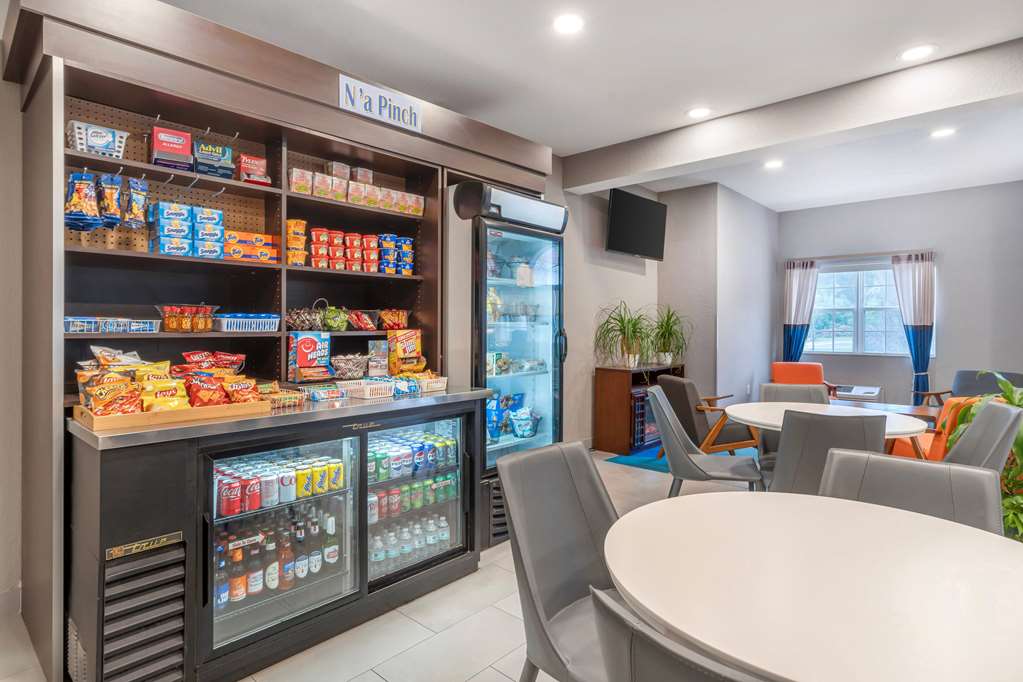 Microtel Inn & Suites by Wyndham Brooksville - photo 13