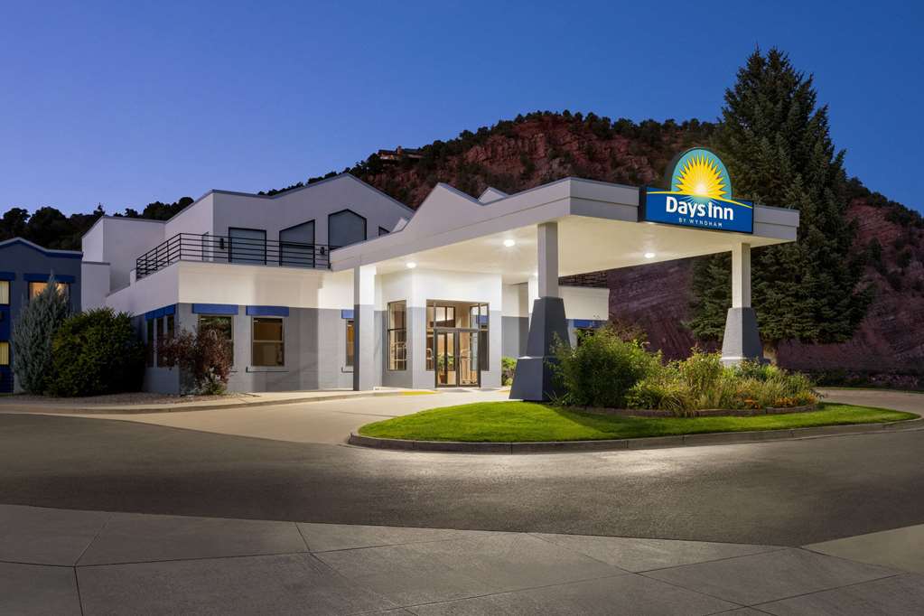 Days Inn by Wyndham Carbondale - photo 6