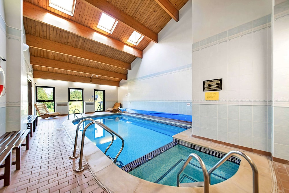 Finest Retreats Pennine Hall Apt — 4-Star Luxury Hotel in Thirsk, United Kingdom