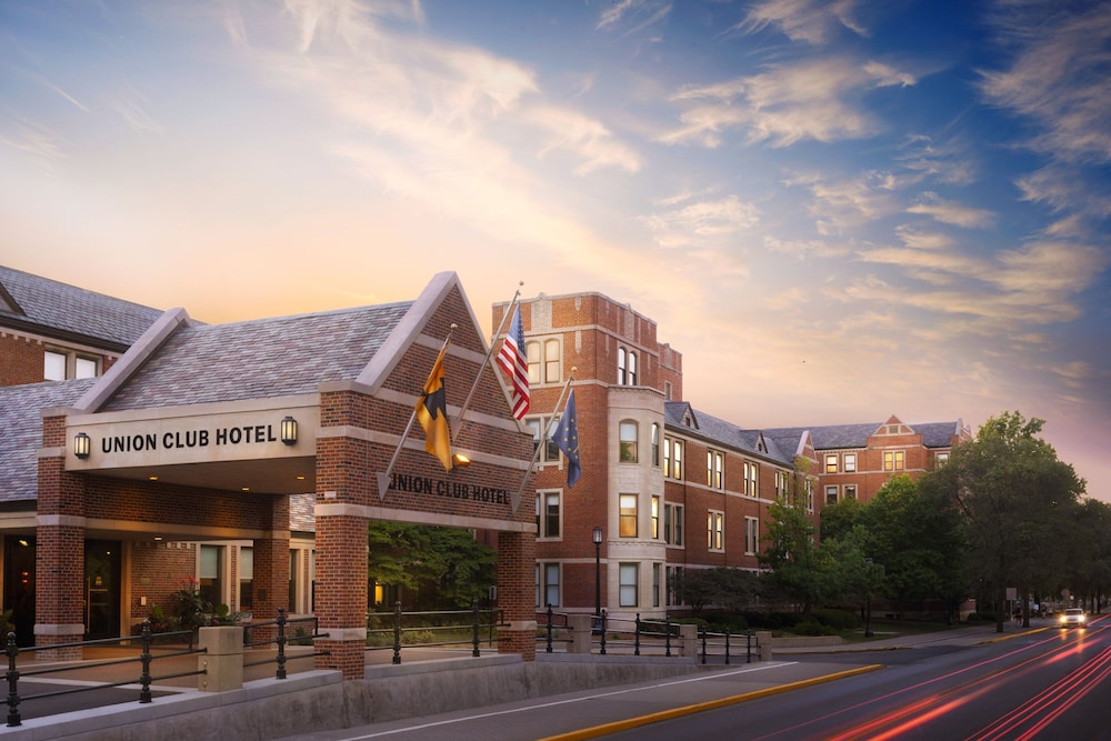 The Union Club Hotel at Purdue University Autograph Collection in West Lafayette, United States