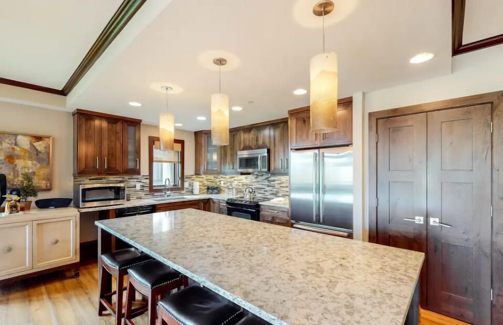 Snowmass Village by Gondola Resorts - photo 24