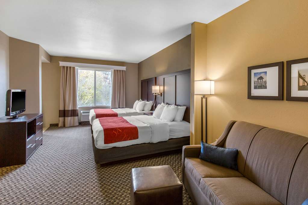 Comfort Suites Seaford - photo 20