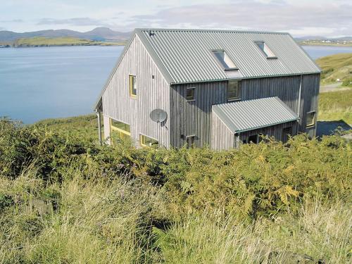 Seascape — 4-Star Luxury Hotel in None, United Kingdom