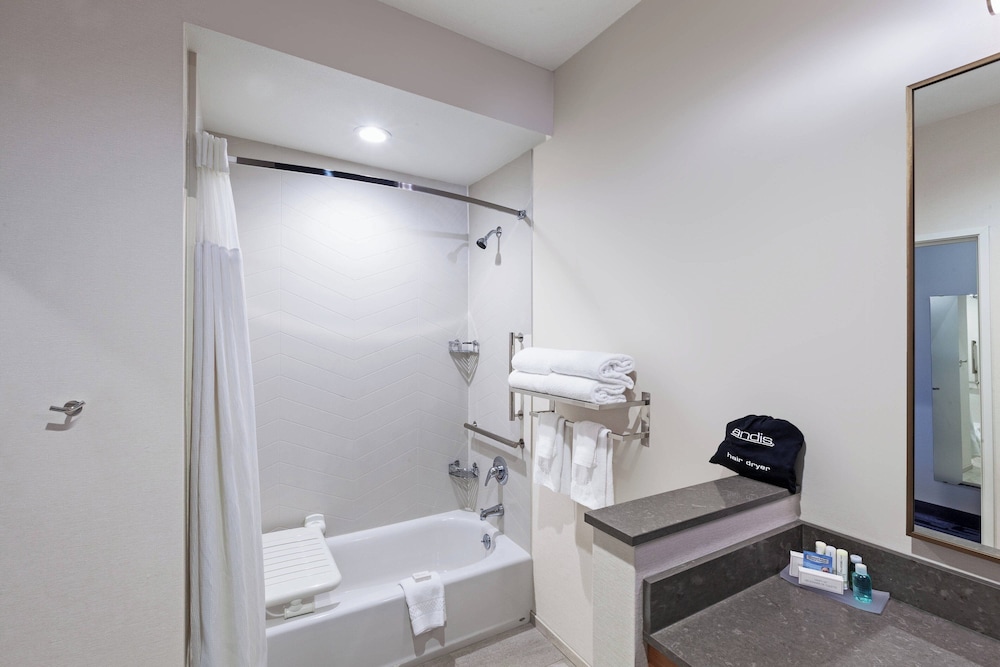Fairfield Inn & Suites by Marriott Liberal - photo 16