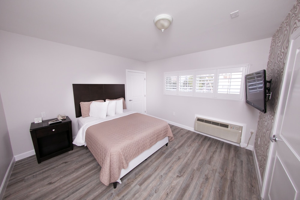 Metropolitan Inn & Suites - photo 4