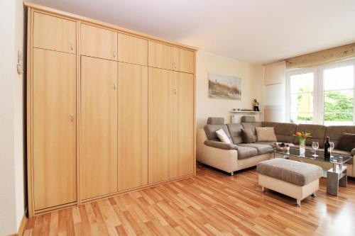 Appartementhaus Eichsfeldia Fewo 8 — 4-Star Luxury Hotel in Ostseebad Kuehlungsborn, Germany