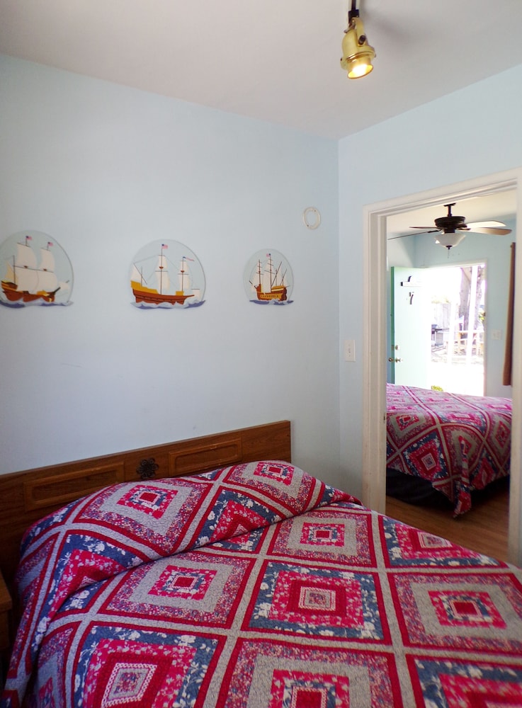 Cypress Tree Motel - photo 21
