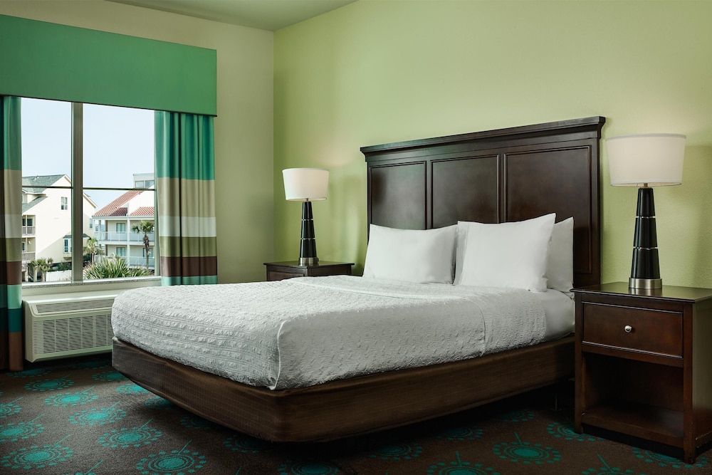 Hampton Inn & Suites Destin - photo 14