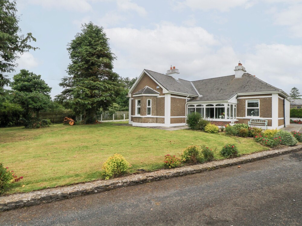 Churchfield House — 4-Star Luxury Hotel in Ballina, Republic of Ireland