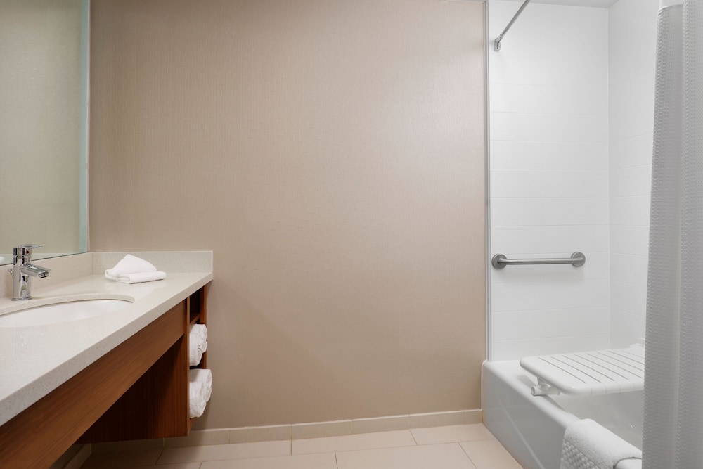 Springhill Suites by Marriott Pittsburgh Mt. Lebanon - photo 19