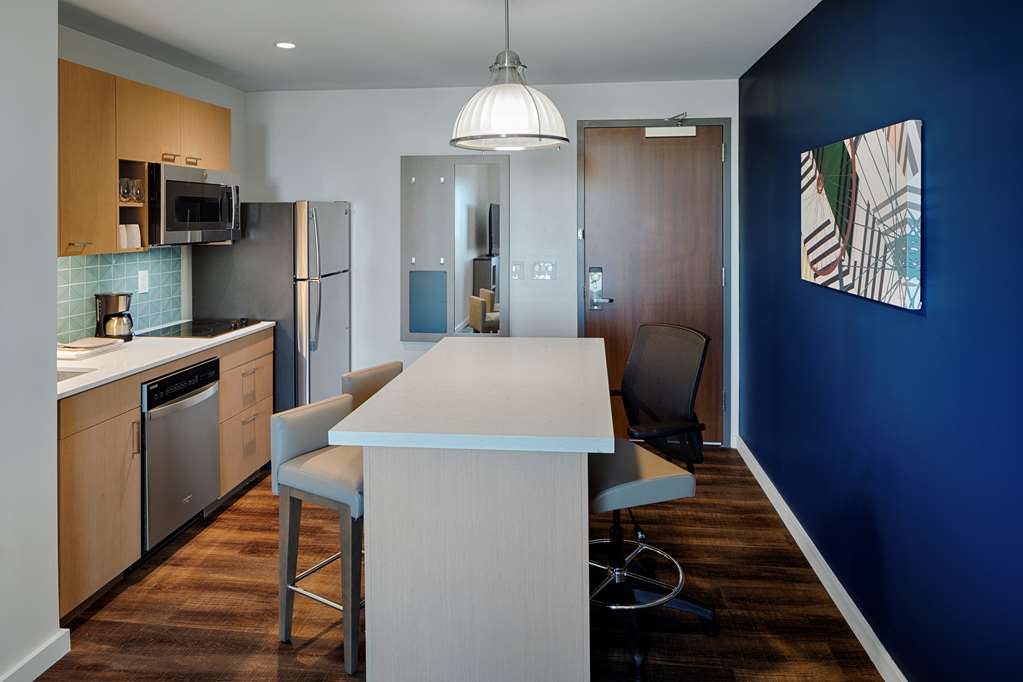 Hyatt House Columbus OSU Short North - photo 38