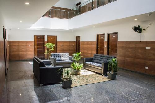 Hotel Bombay Residency Bombay Lucky Restaurant in Mangalore, India