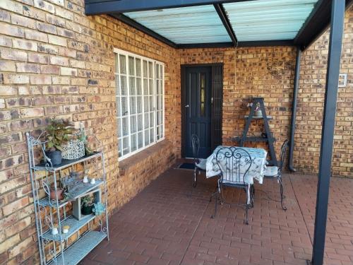 Jan's Cottage — 4-Star Luxury Hotel in Centurion, South Africa