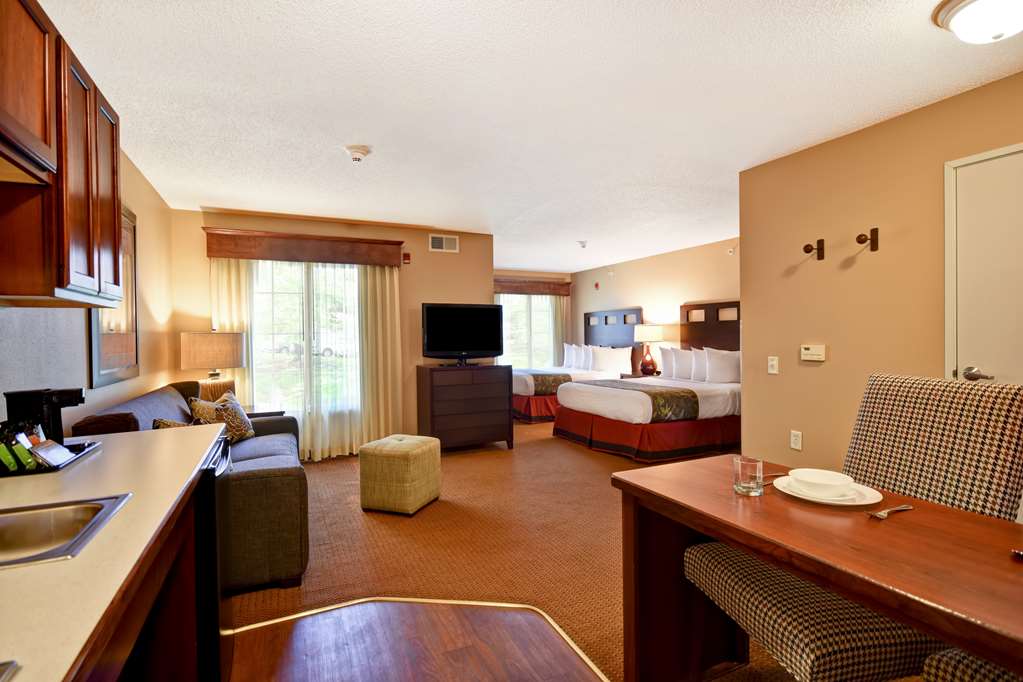 GrandStay Hotel & Suites - photo 17