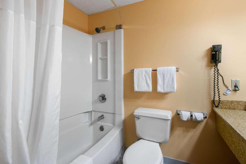 Quality Inn Carlisle - photo 83