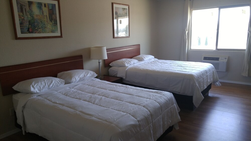 Loyalty Inn Pasco - photo 11