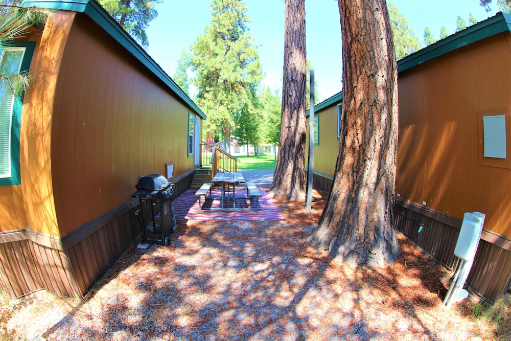 Crater Lake Resort - photo 21