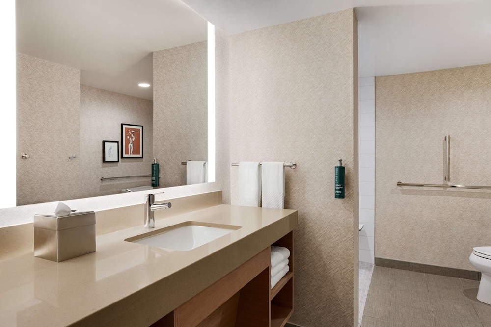 Doubletree by Hilton Columbus Dublin - photo 17