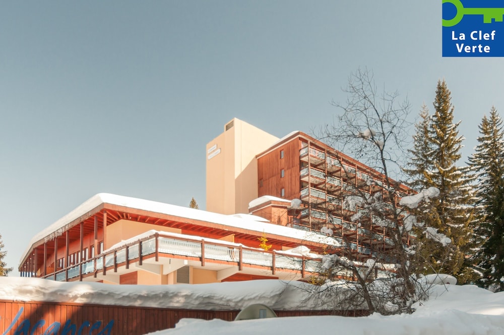 Pierre & Vacances Residence le Belmont — 4-Star Luxury Hotel in Bourg-Saint-Maurice, France