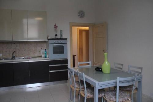 6Th Door House — 4-Star Luxury Hotel in Pisa, Italy