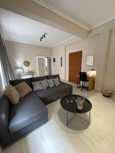 Kolonos Comfort Design Flat for Easy City Living — 4-Star Luxury Hotel in Athens, Greece