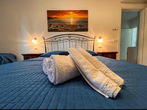Agriturismo Le Ghirlande — 4-Star Luxury Hotel in Valeggio Sul Mincio, Italy