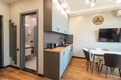 Super Stylish Apartment With Amazing Views By Wehost