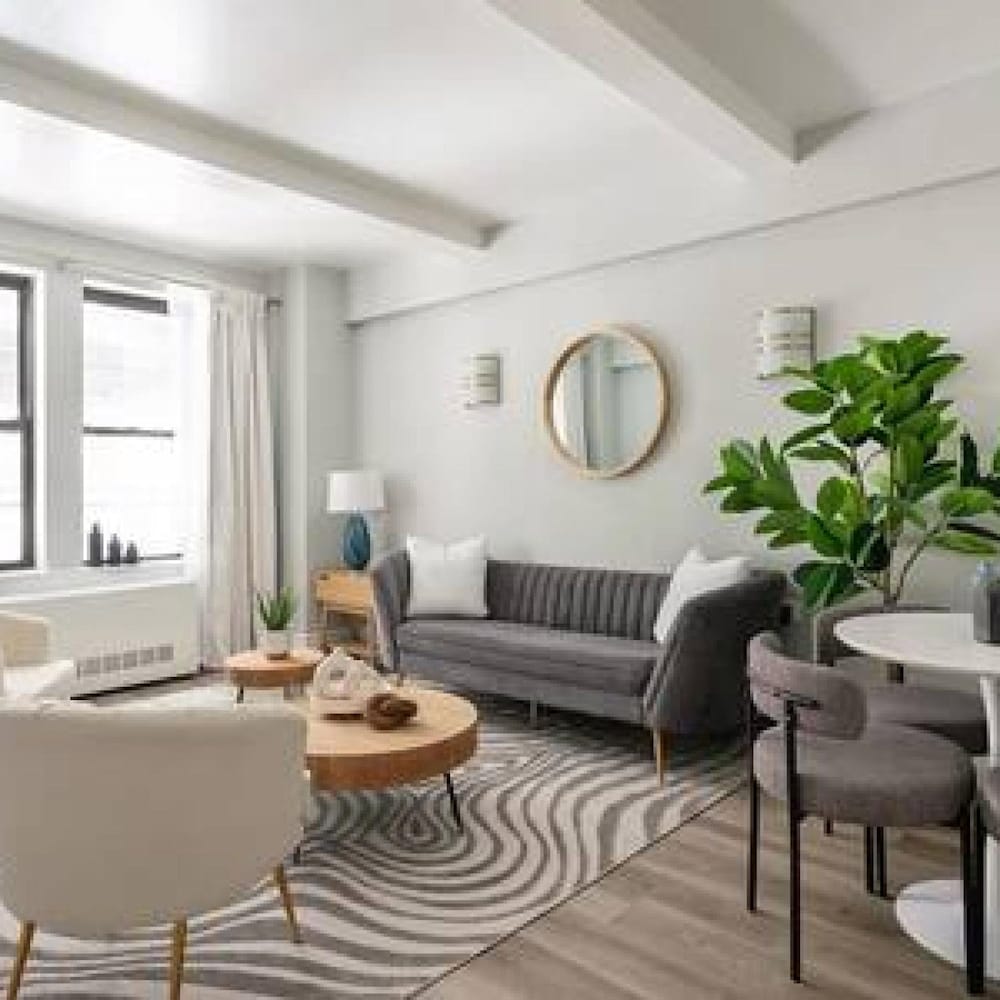 73 201 New 1Br 1Bth Uws Doorman Gym — 4-Star Luxury Hotel in New York City, United States
