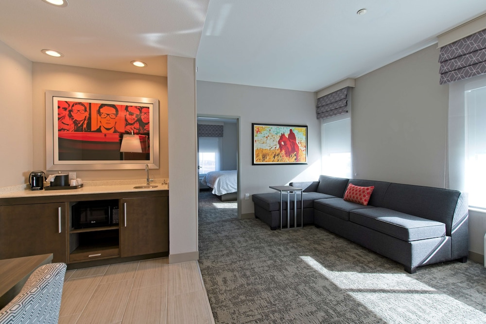 Hampton Inn & Suites Lubbock University - photo 17