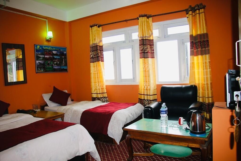 Taplejung Hotel Pathivara — hotel near Taplejung Airport