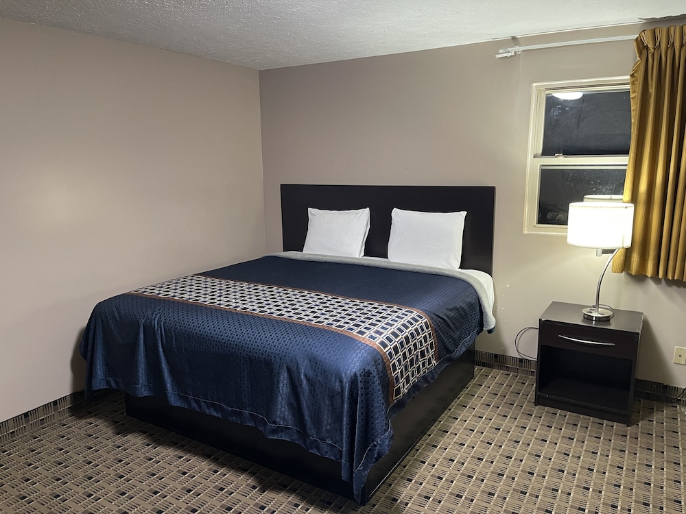 Economy Inn And Suites Ashtabula - photo 15