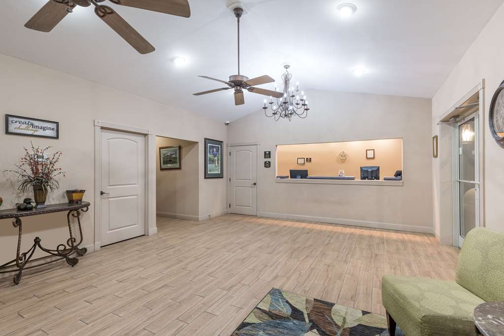 Days Inn by Wyndham Jellico Tennessee State Line - photo 4