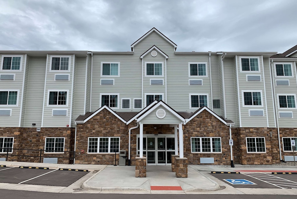 Microtel Inn & Suites by Wyndham Woodland Park - featured photo