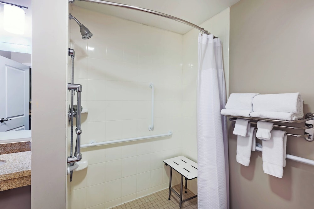 TownePlace Suites by Marriott North Owasso - photo 16