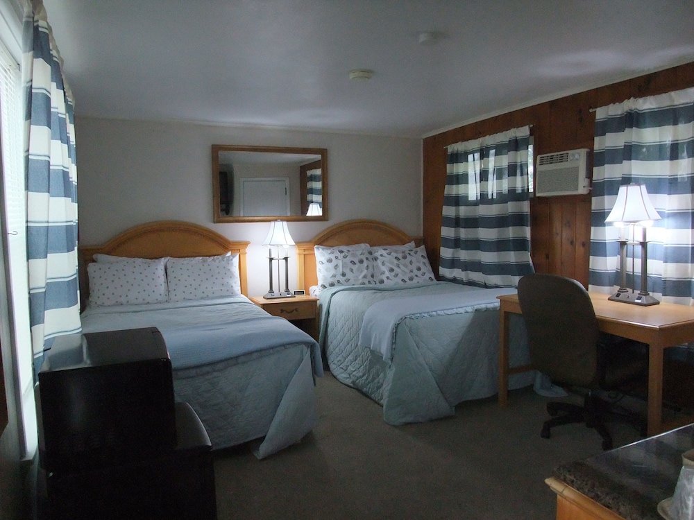 Hills Motor Court & Marina - photo 14