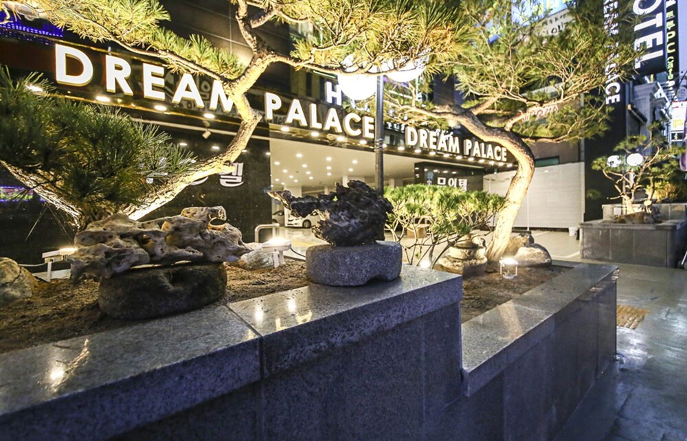 Dream Palace - last minute hotel in Suwon