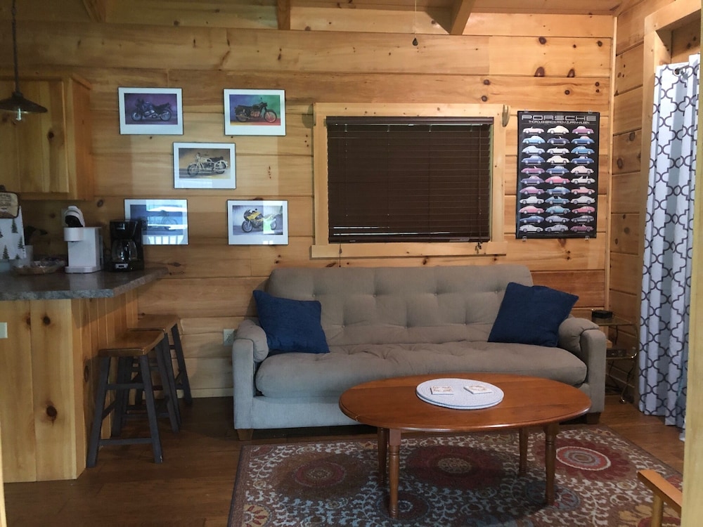 Copperhead Lodge and Resort Cabin Rentals - photo 10