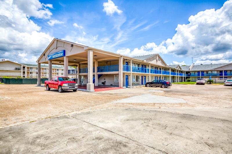 OYO Hotel Baton Rouge East I 12 Louisiana - photo 2