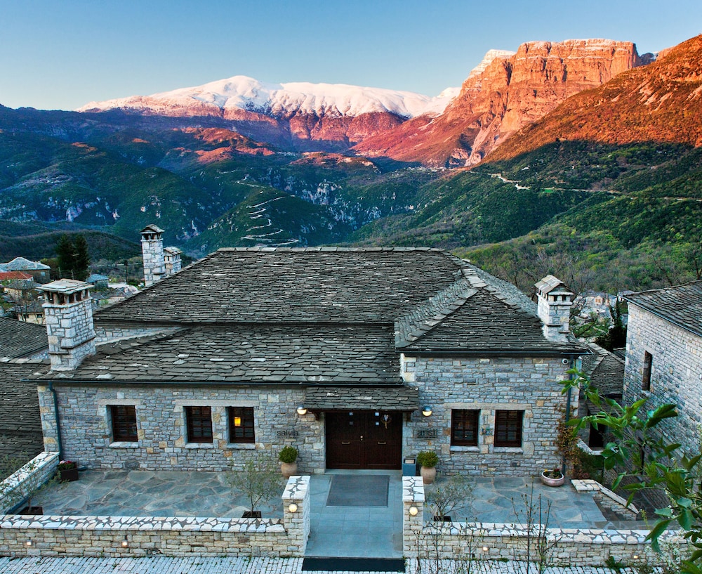 Aristi Mountain Resort and Villas in Ioannina, Greece